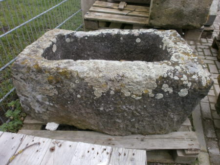 Brunnentrog aus Sandstein
