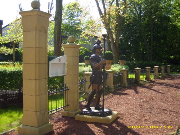 Sandsteinsäule, Säule aus Kunstsandstein 33cm x 33cm beliebige Höhe Sandsteinsäule, Säule aus Kunstsandstein 33cm x 33cm beliebige Höhe