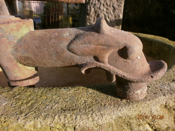 Aniker Speier / Wasserhahn Aniker Speier / Wasserhahn