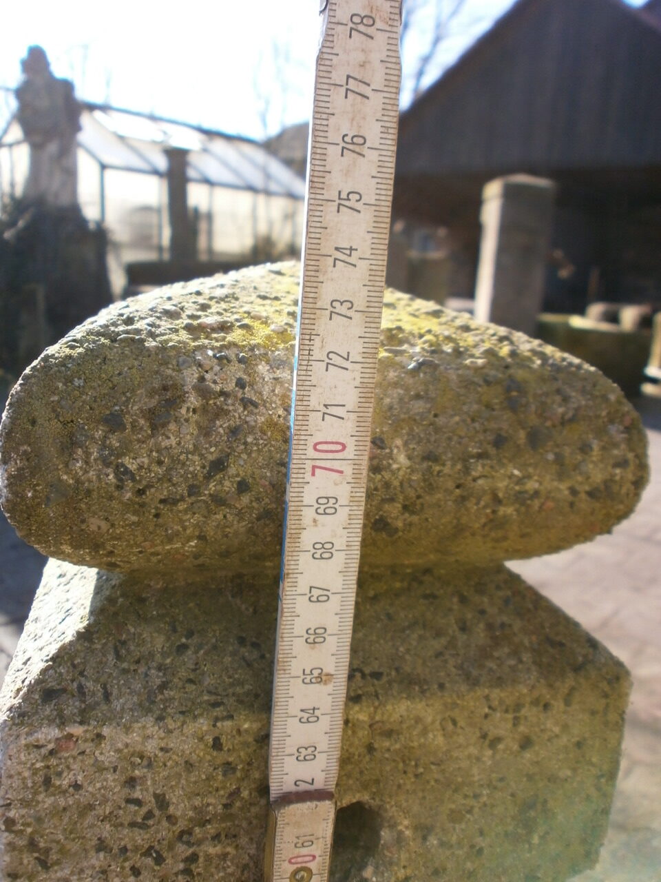 Sehr kleiner Sandsteinbrunnen Sehr kleiner Sandsteinbrunnen