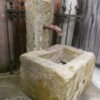 Brunnen aus alten Sandsteinen