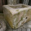 Brunnen aus alten Sandsteinen