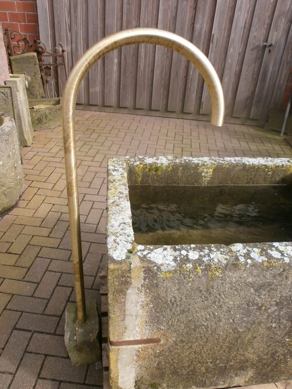 Wasserspeier aus Messing oder Edelstahl Wasserspeier aus Messing oder Edelstahl