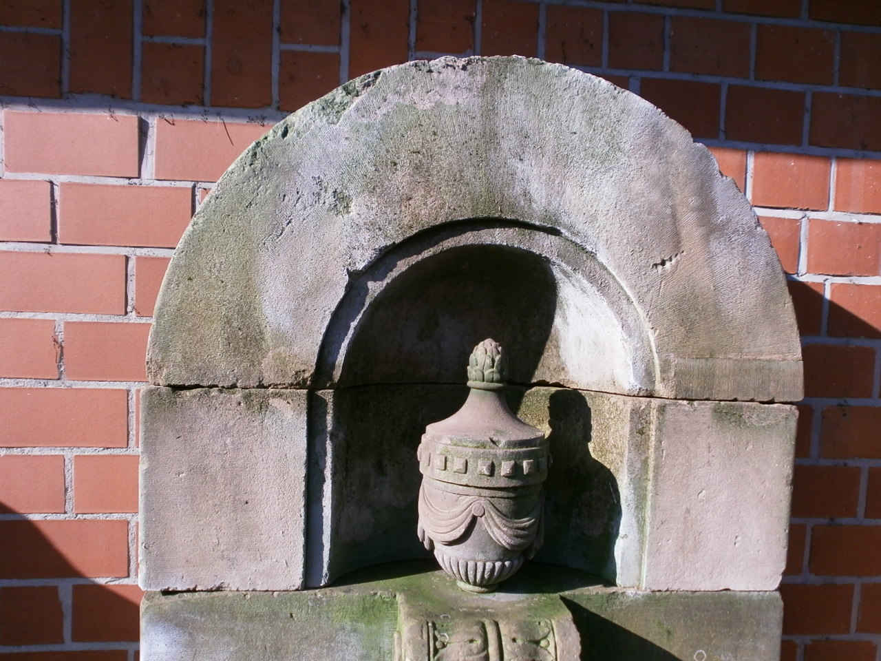 Brunnen in Vorbereitung Brunnen in Vorbereitung