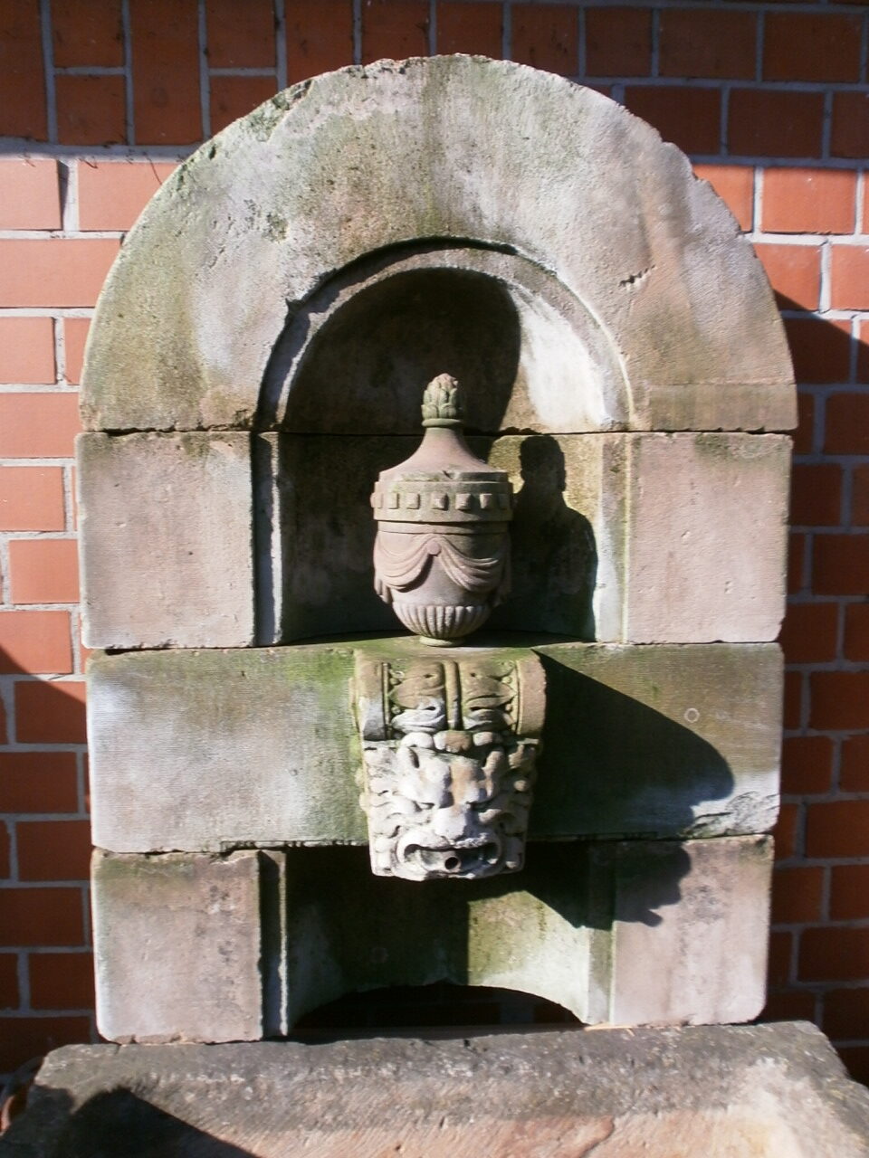 Brunnen in Vorbereitung Brunnen in Vorbereitung