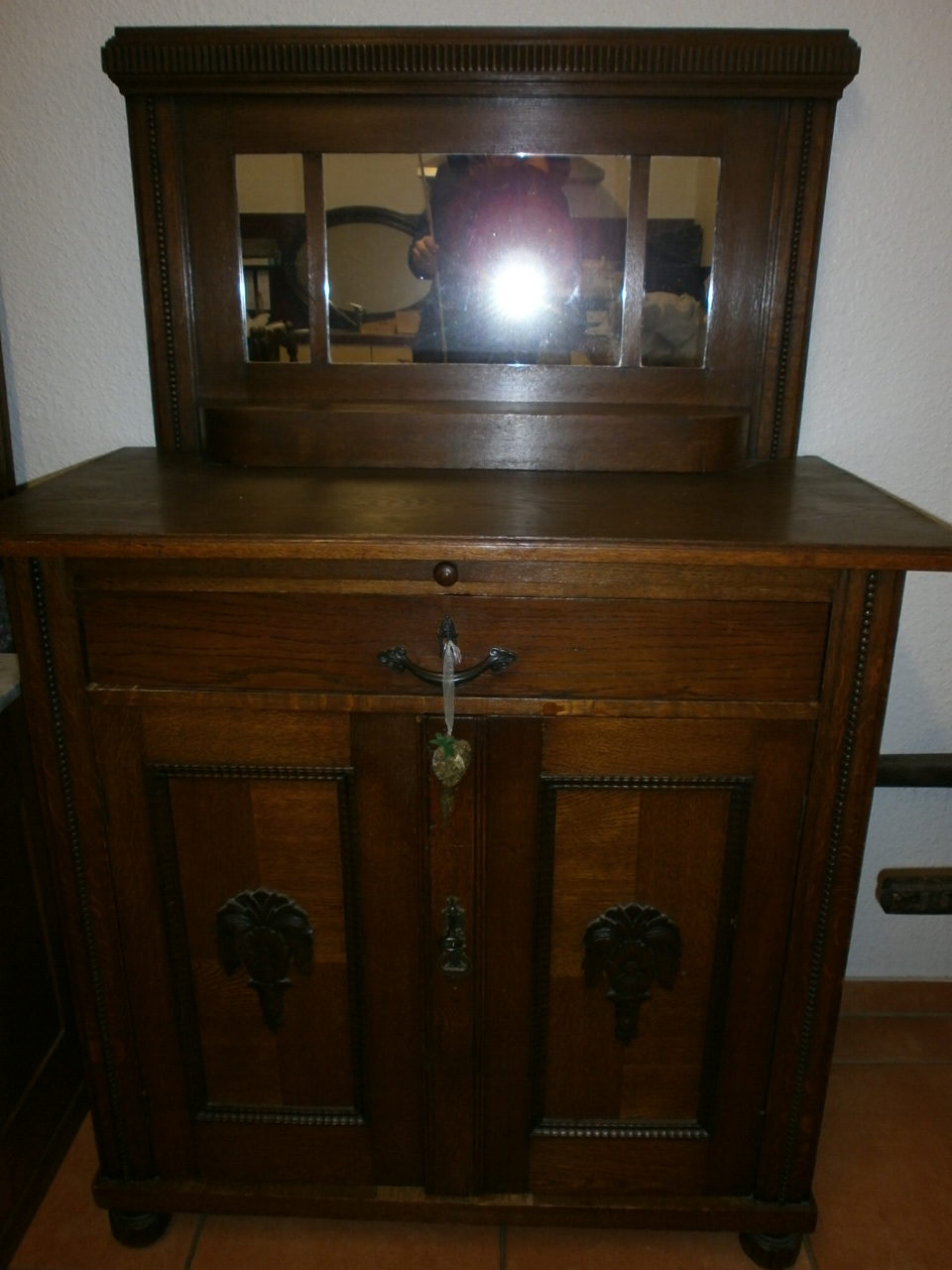 Anrichte aus Eichenholz Anrichte aus Eichenholz