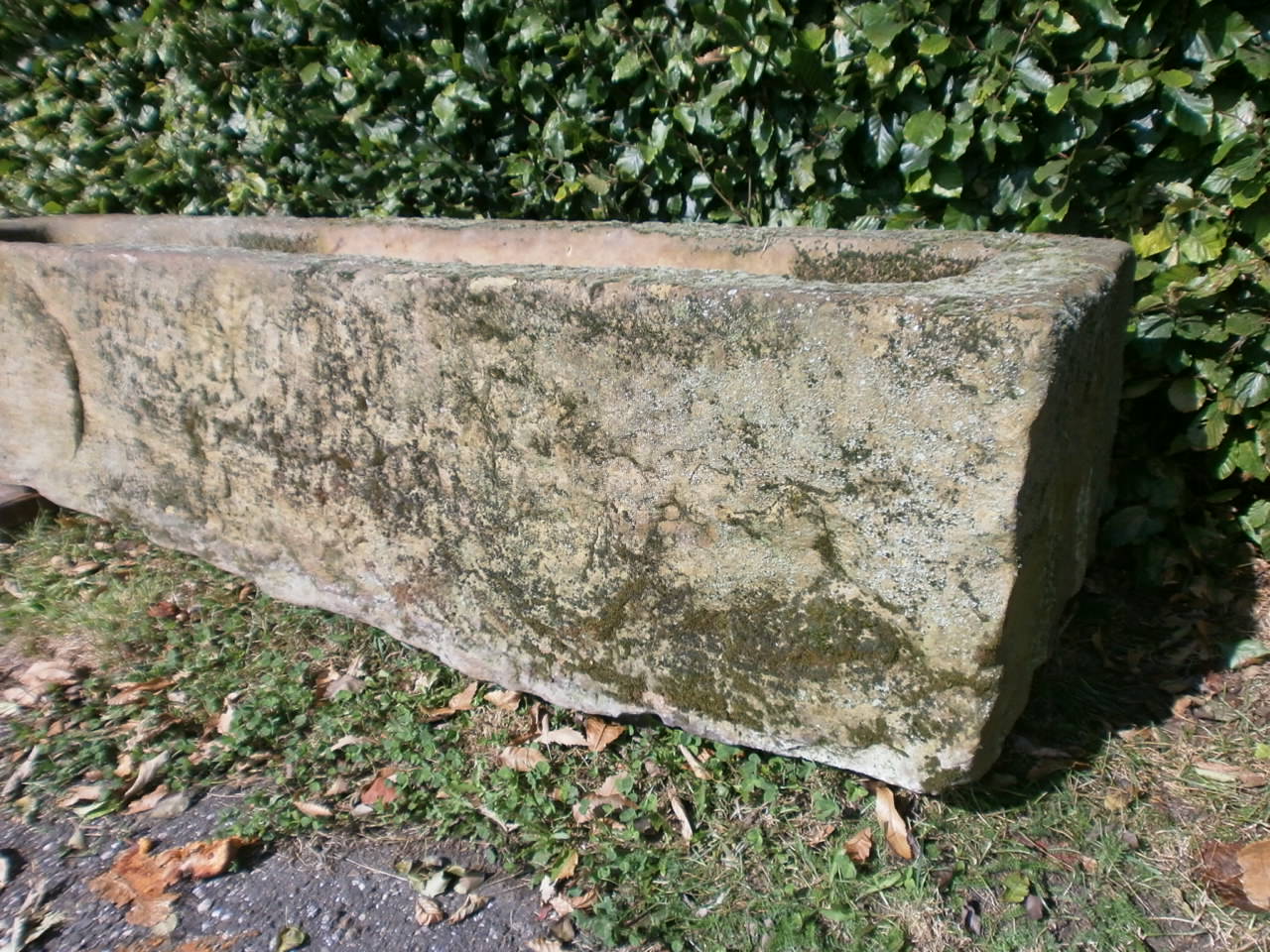 Brunnetrog aus Sandstein Brunnetrog aus Sandstein