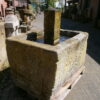 Brunnen mit Quellstein