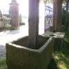 Sandsteinbrunnen in einer schönen Größe
