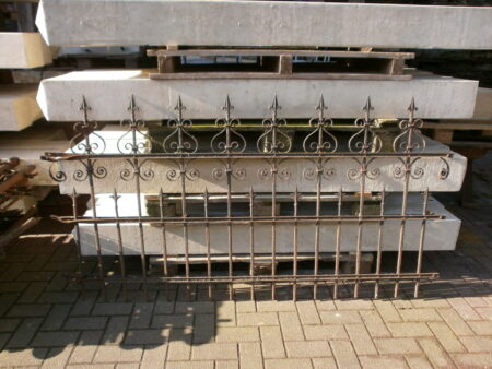 Ankündigung Zaun mit ca. 30m !?