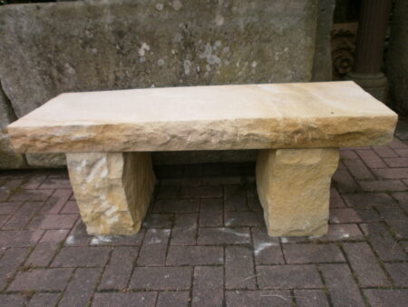 Gartenbank aus echtem Natursandstein